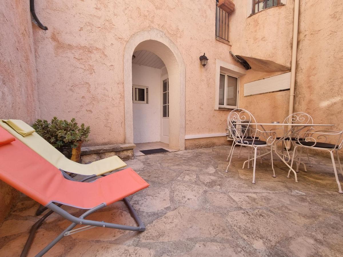 Appartement Dans Ancien Moulin A Huile Renove Grasse Bagian luar foto